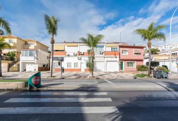 Studio La Carihuela ตอร์เรโมลิโนส ภายนอก รูปภาพ